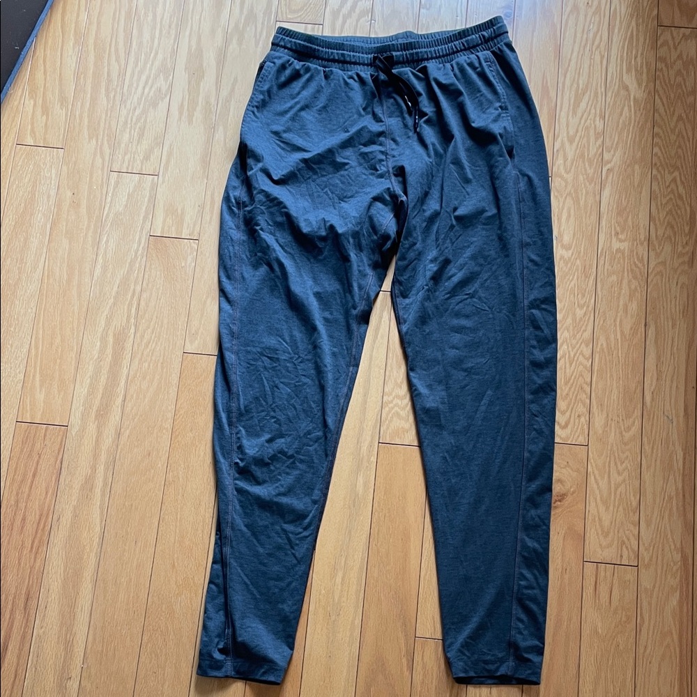 Rhone Men's dark grey charcoal Jogger Pants size medium